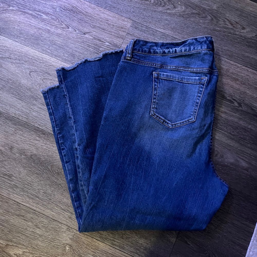 Cute torrid jeans size 20 distressed - Picture 6 of 8